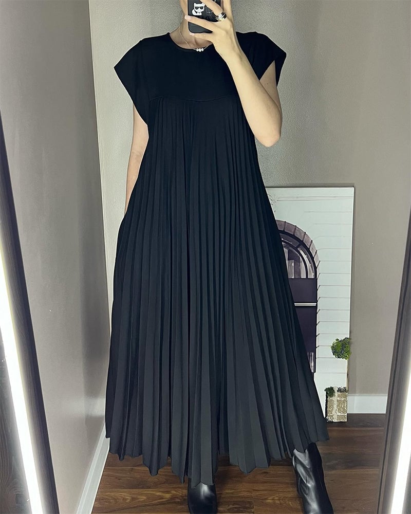 Muriel™ - Elegant Pleated Dress